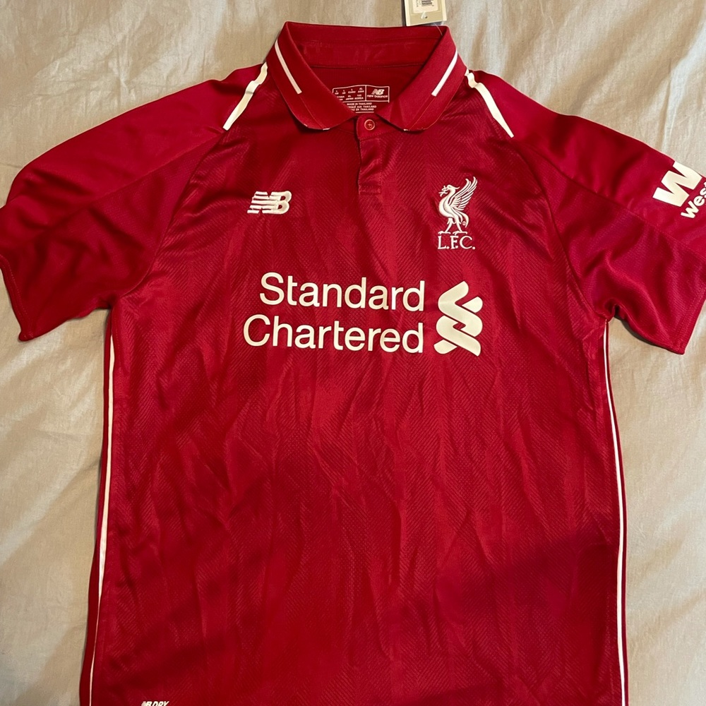 NWT Mo Salah LFC Jersey - Never Worn!